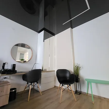 Apartment Luxury Square 2214 *