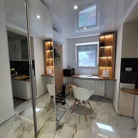 Apartment Luxury Square 2214 Belgrade