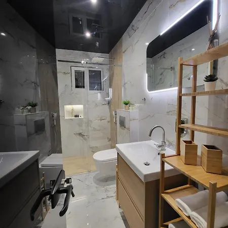 Apartment Luxury Square 2214