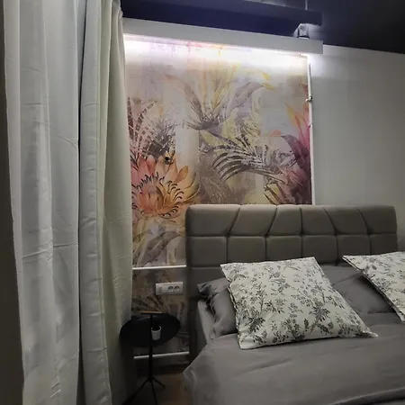Luxury Square 2214 Apartment *
